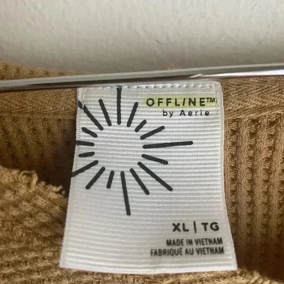 Offline by Aerie Waffle Knit Hoodie Sweatshirt Oversized XL V Neck Cropped Camel - Picture 5 of 10